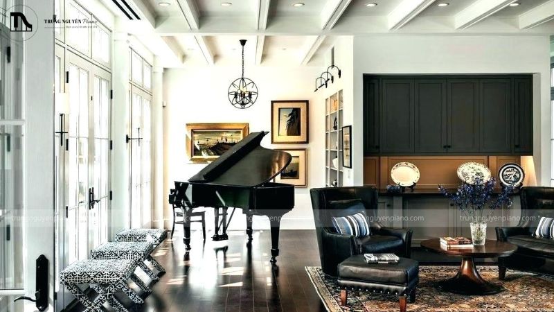 Piano cơ trong phòng khách