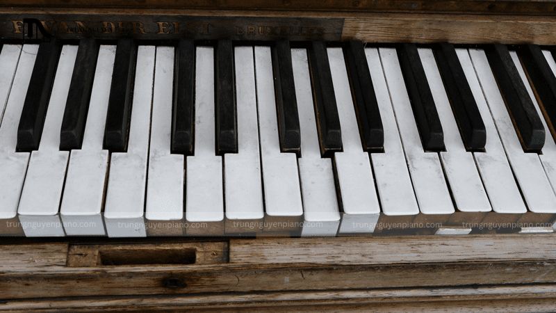 Lắng nghe âm thanh bất thường trên đàn piano