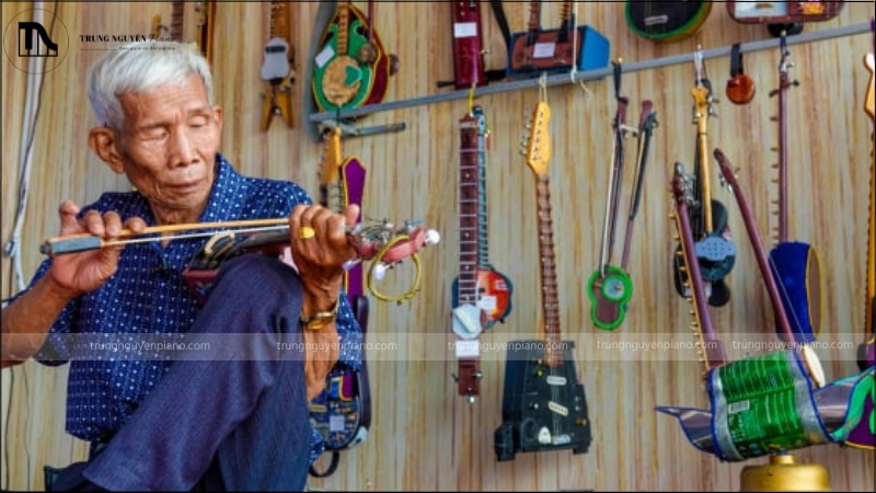 Nhạc cụ độc lạ: Định nghĩa, phân loại và các điểm đặc biệt 11 Nghệ nhân ưu tú Lê Thanh Quý, người thổi hồn vào nhạc cụ tự chế