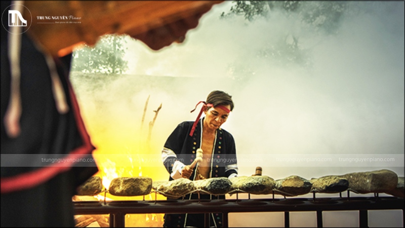 Nhạc cụ độc lạ: Định nghĩa, phân loại và các điểm đặc biệt 7 Đàn đá được làm từ các thanh đá có kích thước và độ dày khác nhau