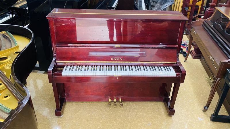 Âm thanh trực tiếp giữa piano cơ và điện