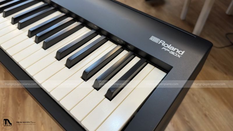 Bàn phím PHA-4 của FP-30X