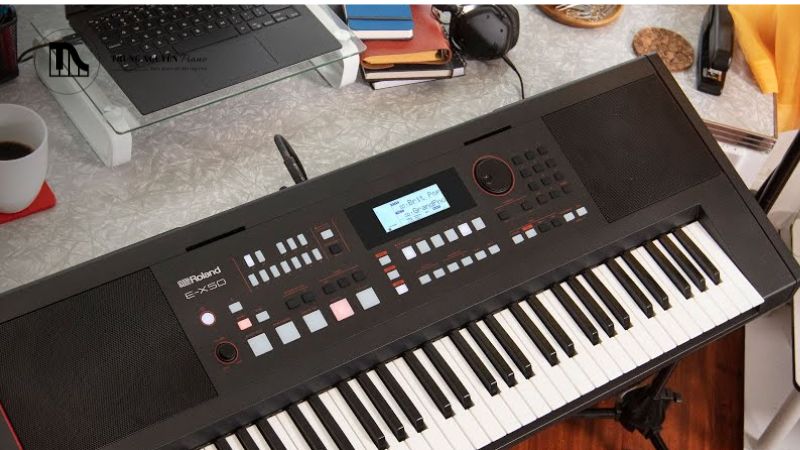Đánh giá Roland E-X50: Review chi tiết có nên mua? 1 Roland E-X50 là một cây đàn arranger keyboard 61 phím