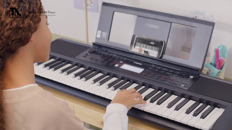 Đánh giá Yamaha PSR-E383: Review chi tiết từ A-Z cho người mới bắt đầu 3 Yamaha PSR-E383 là kho âm thanh vô cùng phong phú với 650 Voices