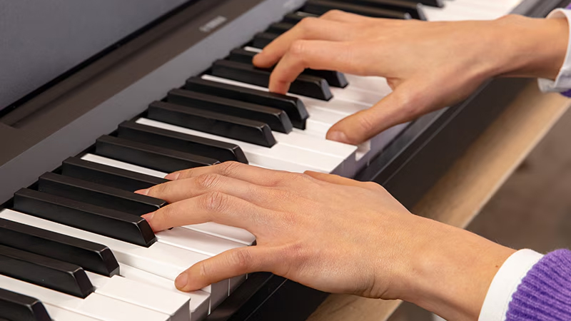 Rủi ro cảm giác phím khi mua đàn piano cũ