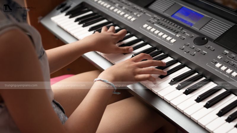 Khám phá chi tiết cấu tạo & nguyên lý hoạt động organ 1 Đàn Organ là một nhạc cụ phổ biến trong sinh hoạt và biểu diễn