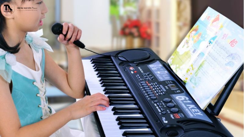 Để trẻ bắt đầu với một cây đàn 61 phím phù hợp
