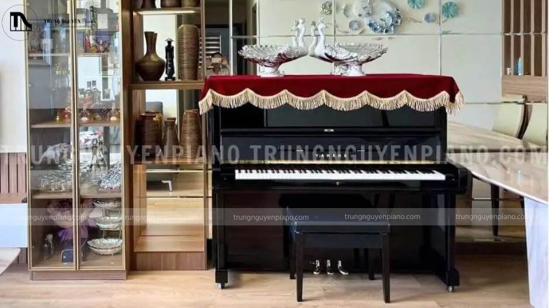 Đánh giá đàn piano Yamaha U3E có thiết kế mang vẻ đẹp vượt thời gian