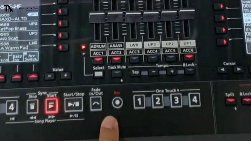 Cách ghi âm đàn Organ - Chức năng Recording chi tiết 3 Nút ghi âm trên đàn organ