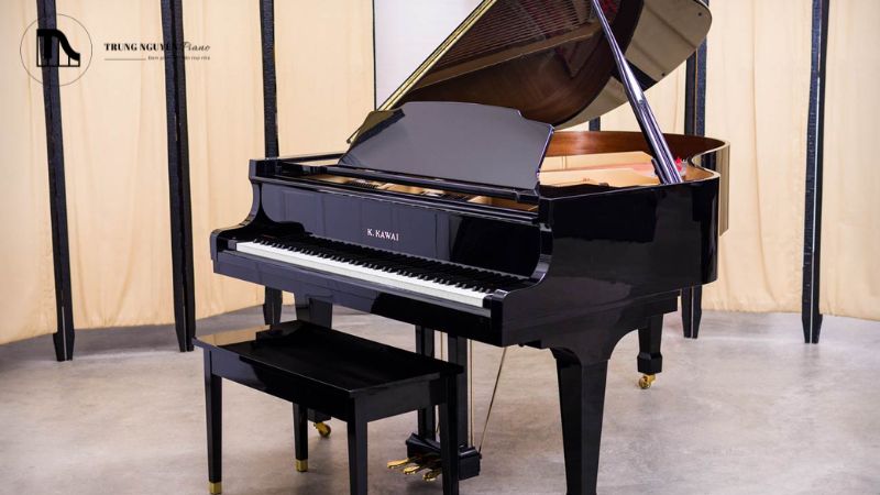 So sánh Grand Piano và Upright: Đặc điểm & khác biệt 8 Grand Piano có nhiều kích thước khác nhau, được đo bằng chiều dài từ đầu bàn phím đến cuối đuôi đàn