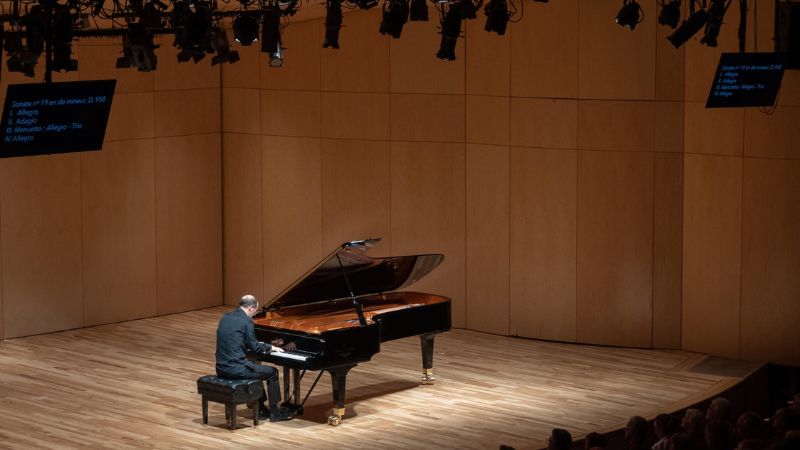 Lý do đàn piand biểu diễn chuyên nghiệp quan trọng