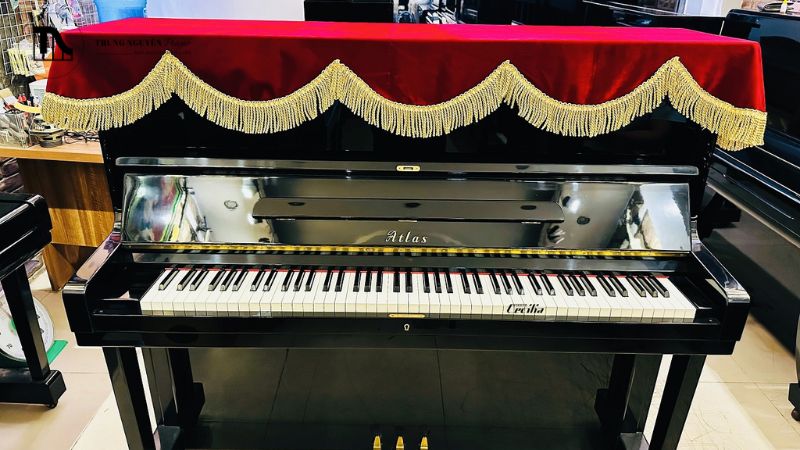 Nên mua đàn piano mới hay cũ? Lời khuyên từ chuyên gia
