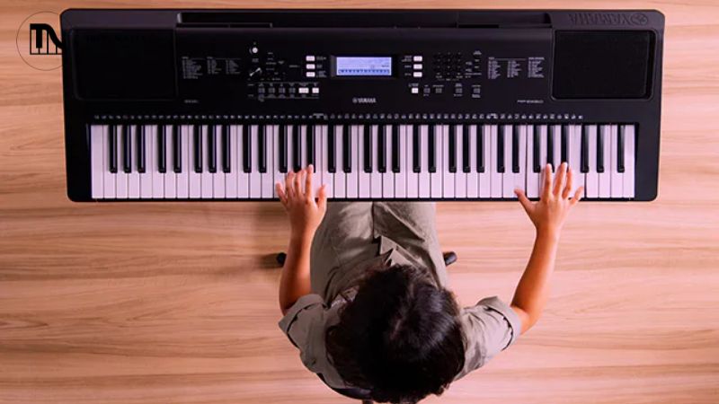 So sánh đàn Organ Yamaha và Casio: Cách chọn đàn chuẩn nhất 14 Yamaha PSR-E373 (AWM Sampling) cho âm thanh ấm áp, tự nhiên