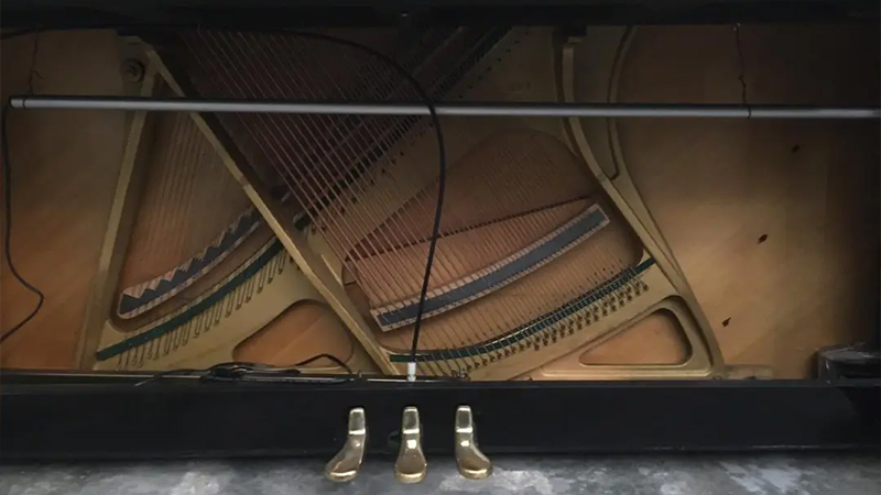 Các phụ kiện piano không thể thiếu là gì? Hướng dẫn chọn phụ kiện piano chuẩn 7 Phụ kiện đàn piano - Ống sưởi đàn piano