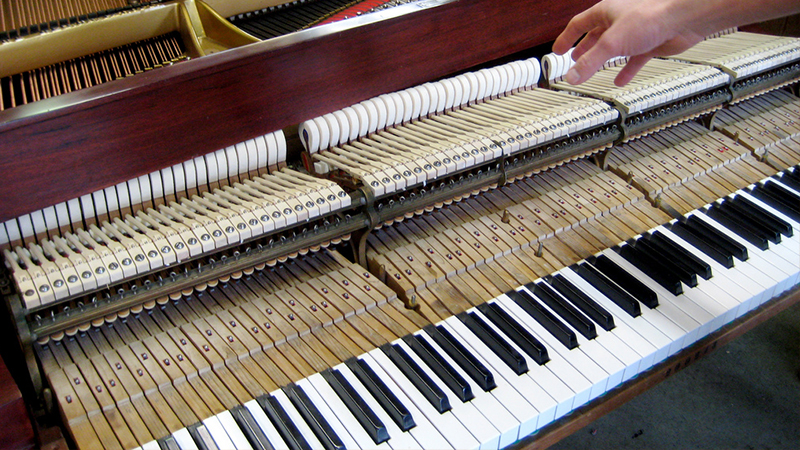 Rủi ro khi mua đàn piano cơ cũ