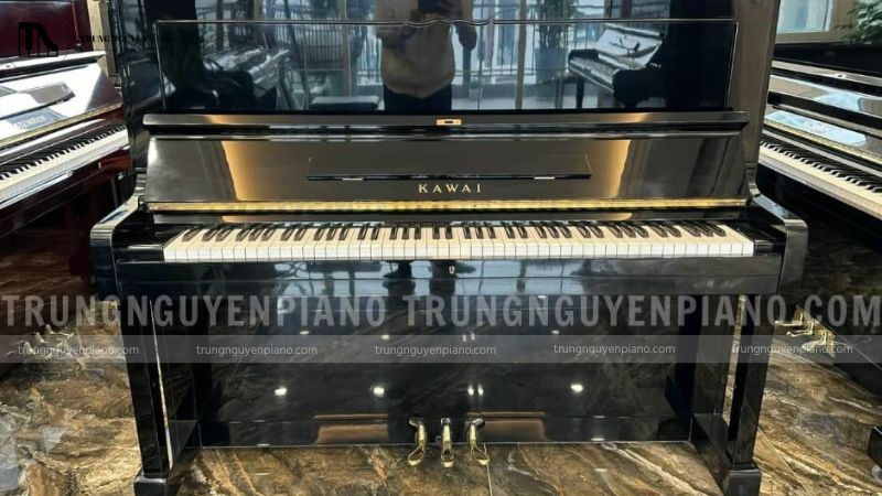 Phân biệt cảm giác phím trên Upright Piano Grand Piano