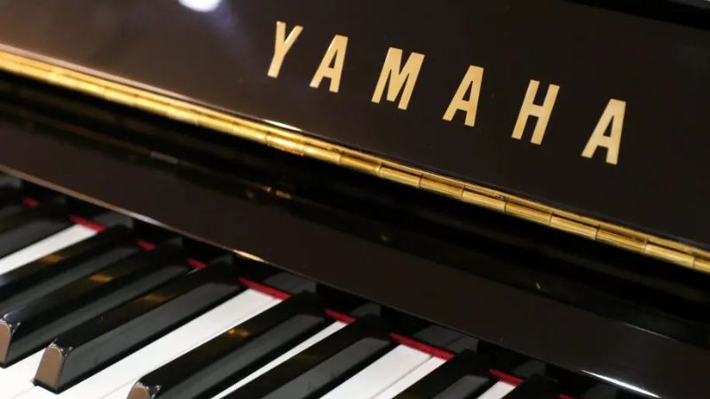 So sánh grand piano Yamaha CX và Yamaha GC: Chọn đàn nào phù hợp? 1 Đàn grand piano Yamaha đã trở thành biểu tượng trong giới nhạc cụ