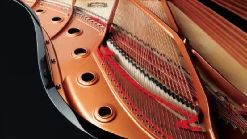 So sánh grand piano Yamaha CX và Yamaha GC: Chọn đàn nào phù hợp? 6 Khung đàn được thiết kế tinh xảo đến từ nhà Yamaha
