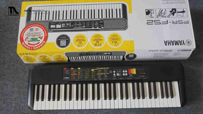 Yamaha PSR-F52 sở hữu thiết kế nhỏ gọn, nhẹ nhàng