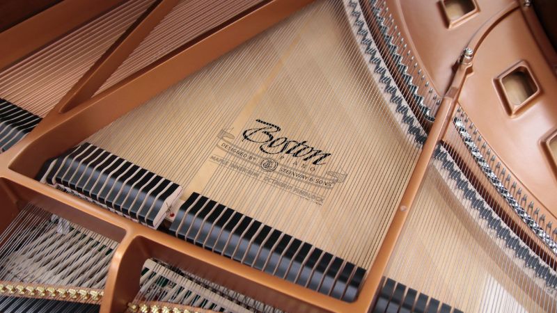 Boston grand piano review: Thiết kế Steinway, chế tác Nhật 3 Bảng cộng hưởng của đàn piano Boston