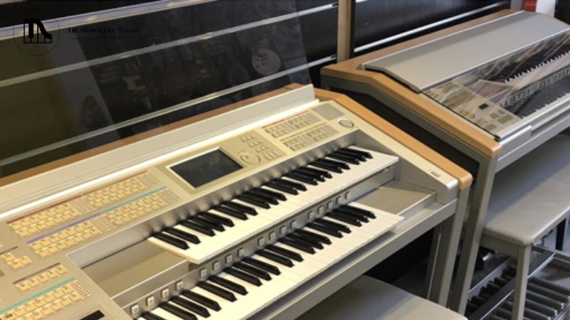 Tìm hiểu về đàn Electone Yamaha: Lịch sử và tính năng độc đáo 8 Electone có hệ thống điều khiển và đa tầng phím có thể gây ấn tượng ban đầu là phức tạp