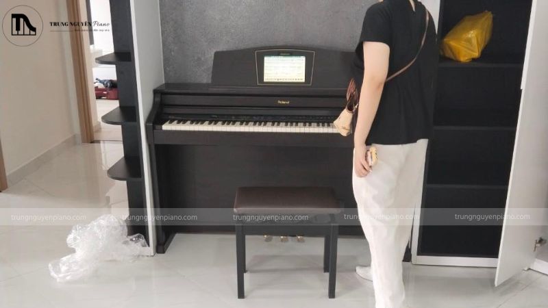 Mua đàn Piano trưng bày: Lợi ích, rủi ro và cách kiểm tra 5 Kiểm tra piano điện trưng bày