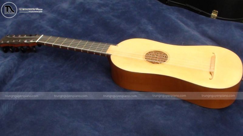 Lịch sử đàn guitar: Từ oud cổ đại đến guitar điện hiện đại 3 Vihuela xuất hiện – được xem là “tổ tiên” của đàn guitar cổ điển hiện đại.