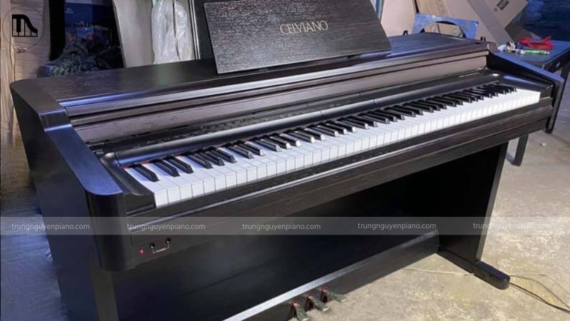 Piano tiêu chuẩn phù hợp cho cả người thuận tay phải và trái