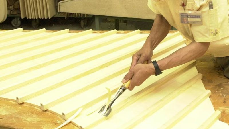 Gỗ Vân Sam được chế tác thành bảng cộng hưởng