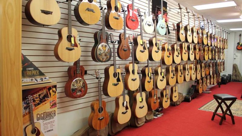 Chọn nơi sửa đàn có kinh nghiệm, thiết bị hiện đại và chính sách minh bạch