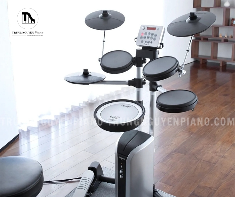 Trống Điện ROLAND HD3 16 Trống Điện ROLAND HD3 là phiên bản nâng cấp mạnh mẽ của dòng V-Drums Lite, mang đến những cải tiến đắt giá