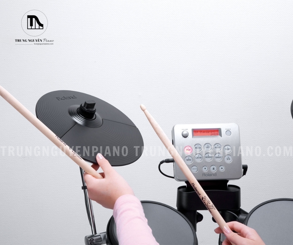 Trống Điện ROLAND HD3 6 Trống Điện ROLAND HD3 mang lại cảm giác chân thực và độ phản hồi tuyệt vời