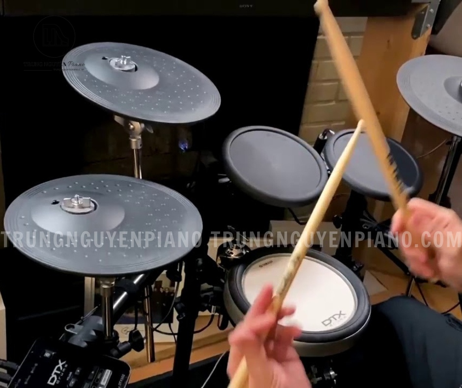 Trống Điện YAMAHA DTX522K 16 Trống Điện YAMAHA DTX522K thuộc dòng DTX502 danh tiếng