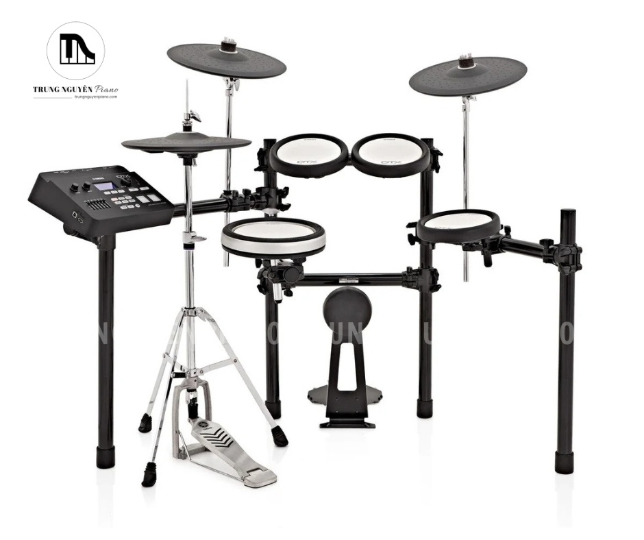 Trống Điện YAMAHA DTX700K mang đến một trải nghiệm chơi chân thực và khả năng sáng tạo không giới hạn