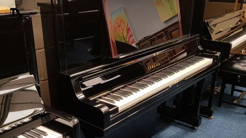 Cả Yamaha và Kawai đều sử dụng những vật liệu cao cấp trong chế tác các model