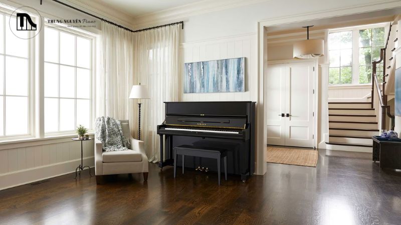 Cả Yamaha YUS5 và Kawai US8X 9 đều thuộc phân khúc piano cơ upright cao cấp