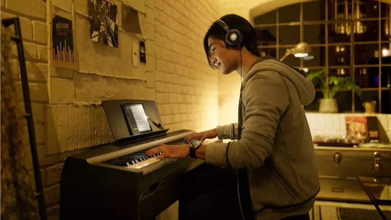 Yamaha P-125 phù hợp với người yêu chất âm piano dày, ấm đặc trưng