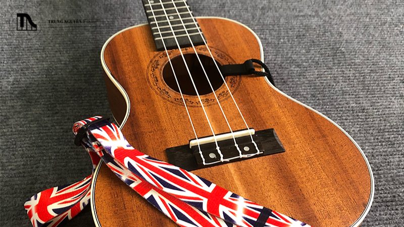 Một chiếc dây đeo sẽ giải quyết vấn đề này, giúp bạn tập trung hoàn toàn vào kỹ thuật ngón tay