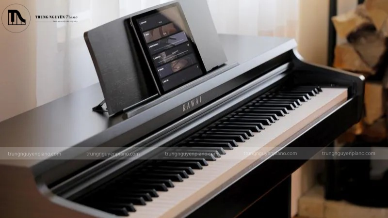 Luyện tập Kawai KDP120 kết hợp máy tính bảng hiển thị ứng dụng PianoRemote