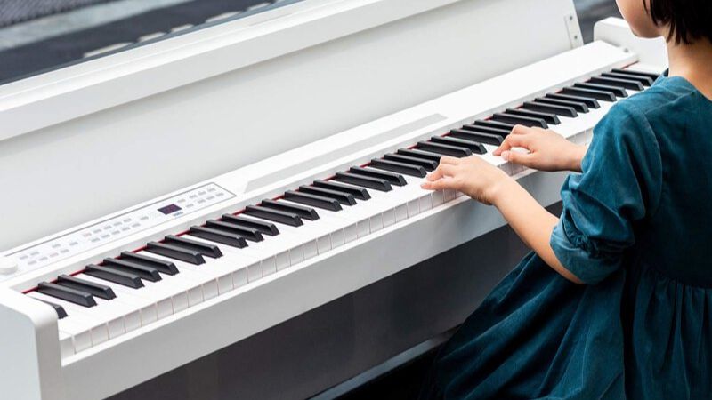 Piano điện Korg C1 Air hỗ trợ chơi biểu cảm với bàn phím RH3