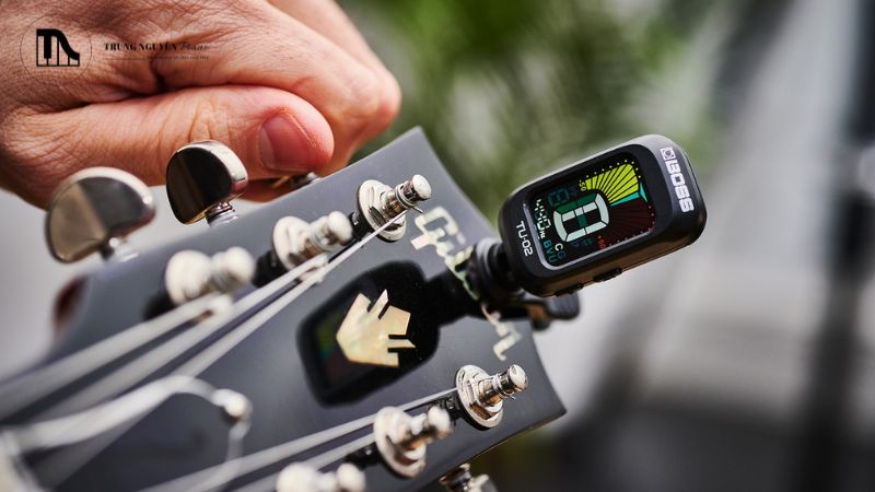 Tuner Kẹp thiết bị nhỏ gọn được kẹp trực tiếp vào đầu đàn