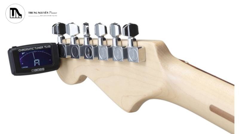 Pedal tuner nhận tín hiệu âm thanh thuần túy,