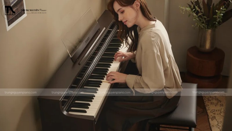 Đàn Casio AP-S450 với thiết kế mỏng, thanh lịch trong một không gian tối giản