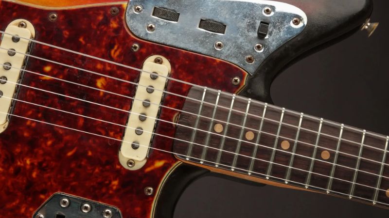 Bộ pickup Fender-Designed Alnico mang lại chất âm vintage trong trẻo