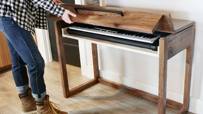 Giá đỡ đàn piano điện giúp cố định và nâng đỡ đàn an toàn, ảnh hưởng đến tư thế chơi