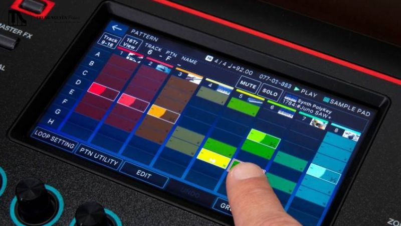 Bàn phím và giao diện FANTOM‑06