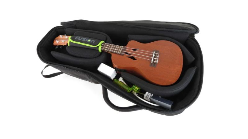 Bao ukulele có ngăn phụ rộng rãi để đựng capo hoặc máy lên dây