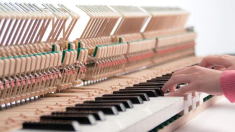 Bộ máy GrandTouch tích hợp cơ chế đàn grand piano thật trên Yamaha AvantGrand