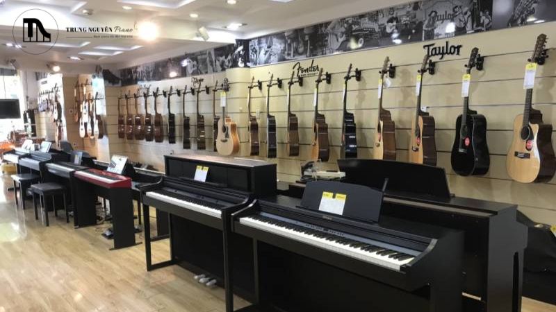 Tiếp nhận thông tin và tư vấn ban đầu