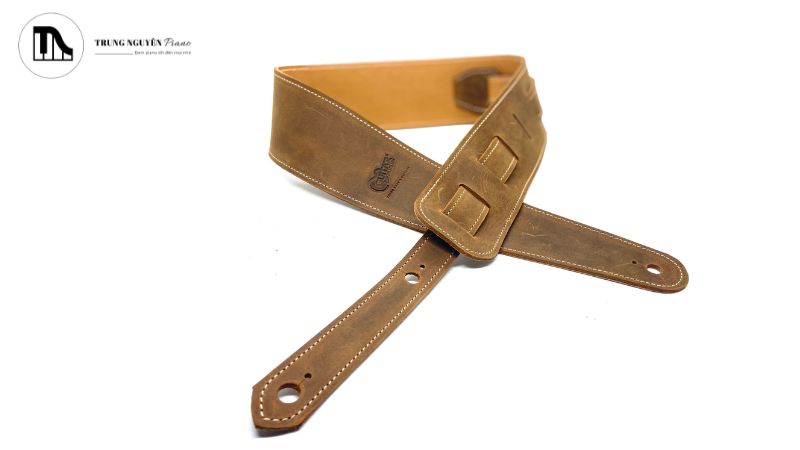 Da thật có mùi ngai ngái đặc trưng,